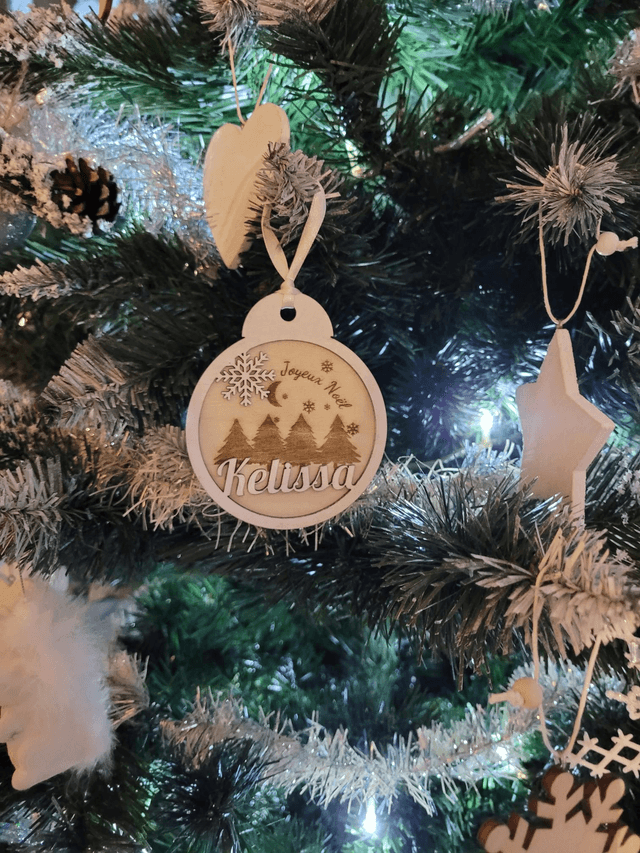 Boule de Noël 🎄 🎅 en bois personnalisable 