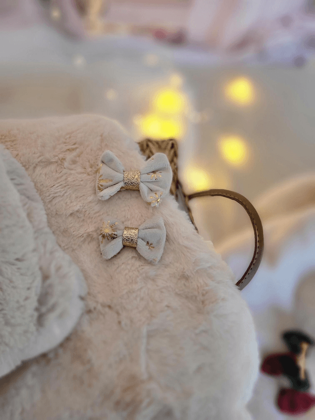 Grande barette blanche et étoiles dorées 🌟 