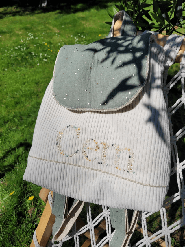 Sac à dos blanc cassé kaki