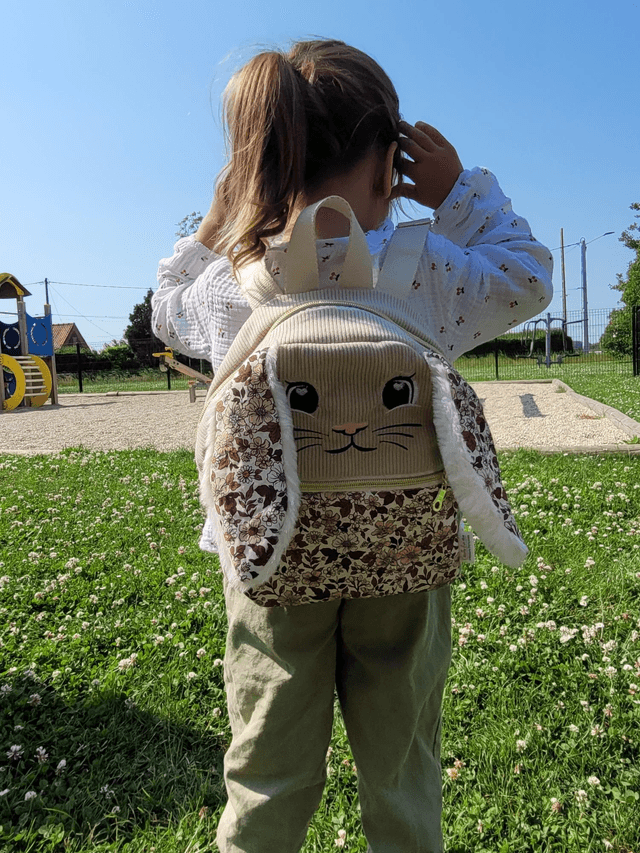 Sac à dos 🐰 zippé rose 