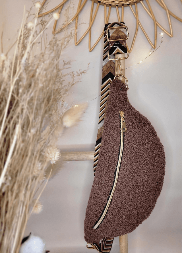 Banane sherpa bouclette marron avec bandoulière amovible