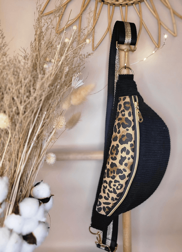 banane noire velours côtelé et léopard bandoulière amovible